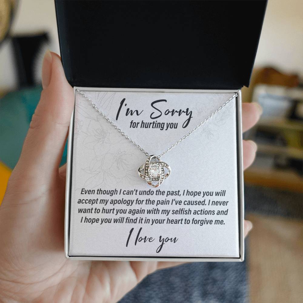 I'm Sorry For Hurting You - Love Knot Necklace - Serbachi